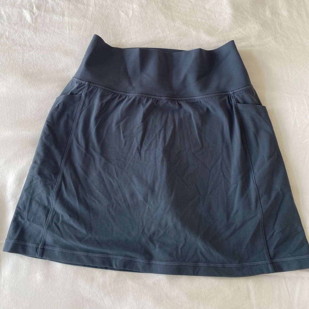 Navy Athleta skort